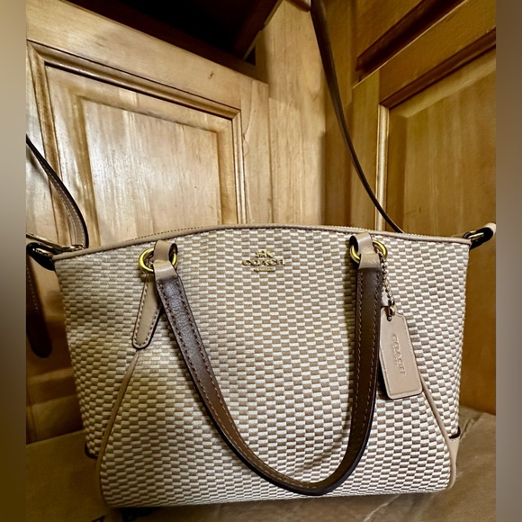 COACH PURSE - Mini Kelsey Legacy - Picture 2 of 5